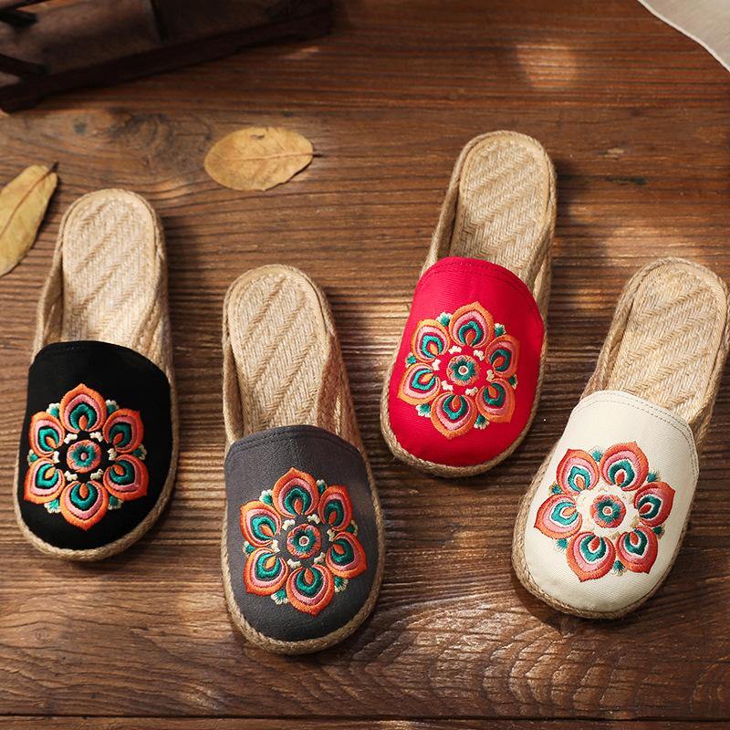Chic Orthopedic Slippers with Unique Design