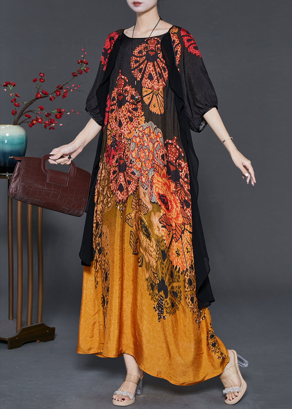 Gracefully Styled Dress for Any Occasion
