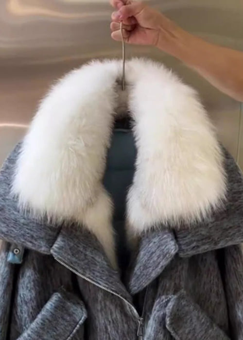 Classic Vintage & Enduringly Stylish Coat