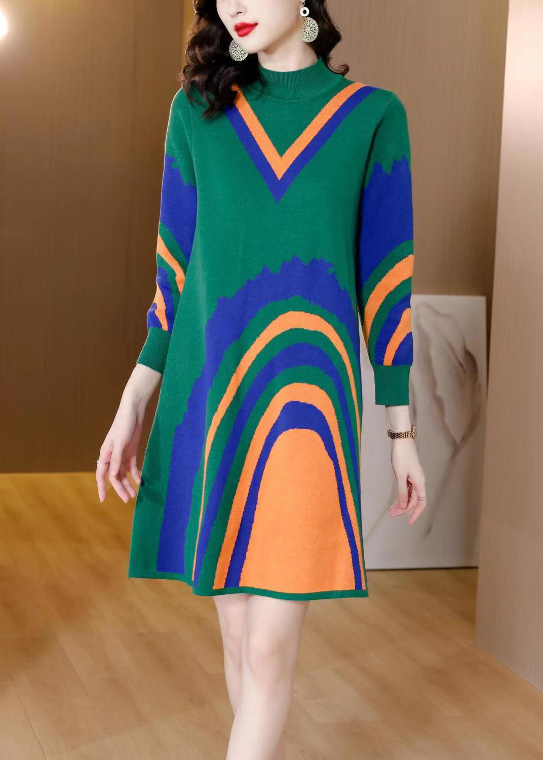 Sophisticated Dress with a Clean Classic Look