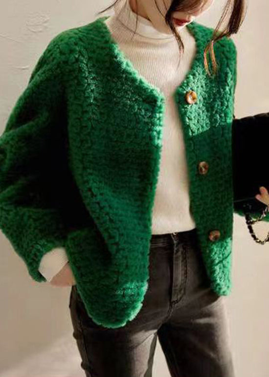 Elegantly Styled Coat for Everyday Wear