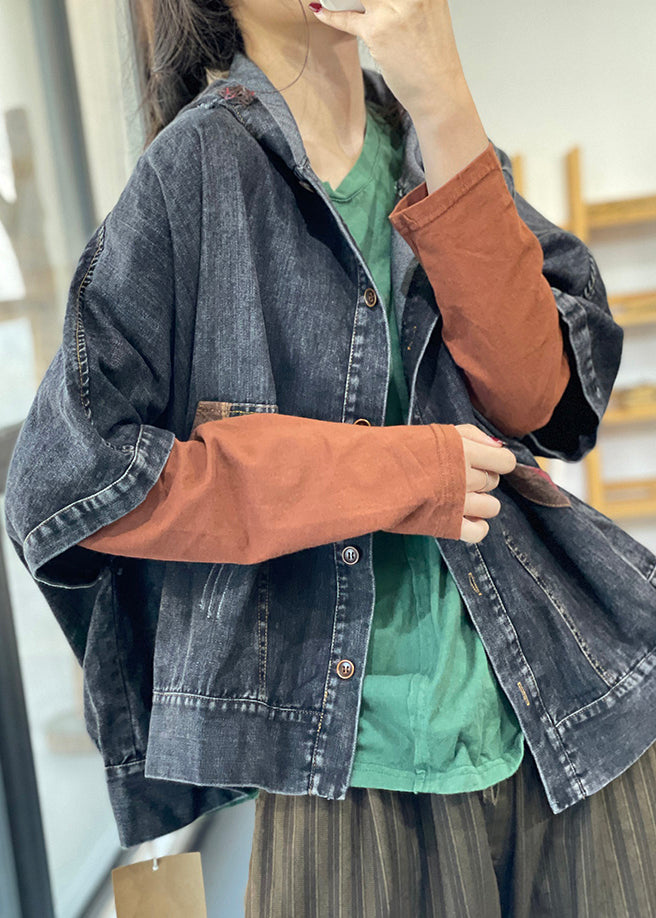 Elegantly Styled Coat for Everyday Wear