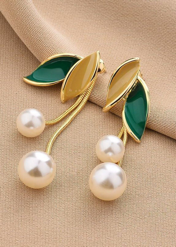 Beautiful Pearl Earring with Unique Style