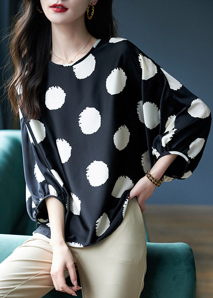 Beautifully Finished Top in a Timeless Design