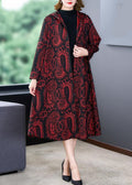 Well Tailored Coat with a Graceful Silhouette