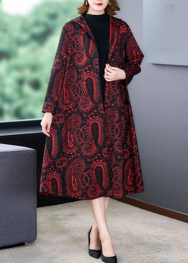 Well Tailored Coat with a Graceful Silhouette