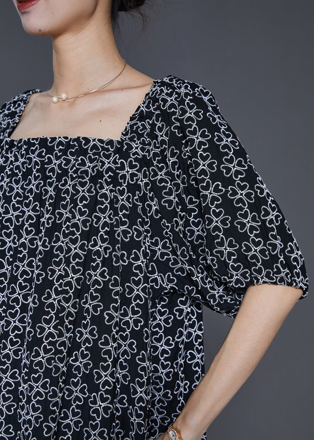 Beautifully Crafted Dress in a Classic Style