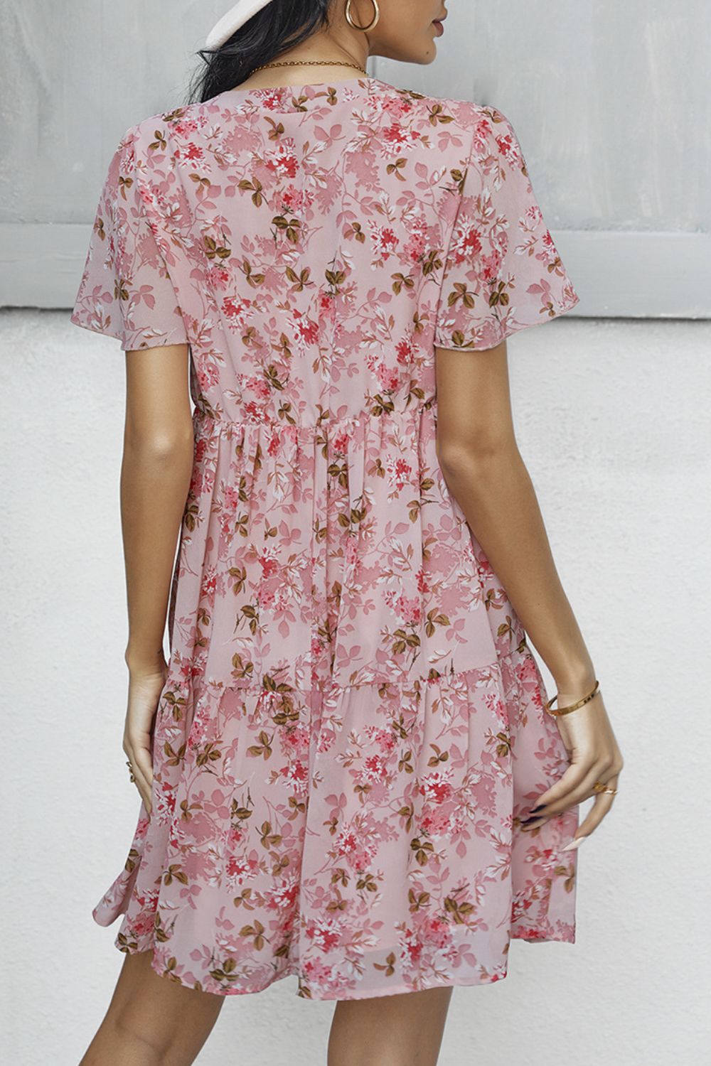 Gracefully Styled Dress for Any Occasion