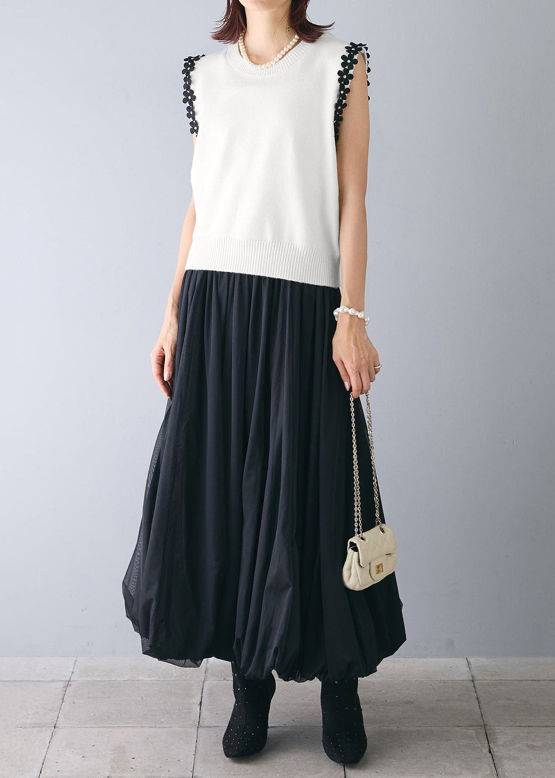 Effortlessly Elegant Garment with a Timeless Design
