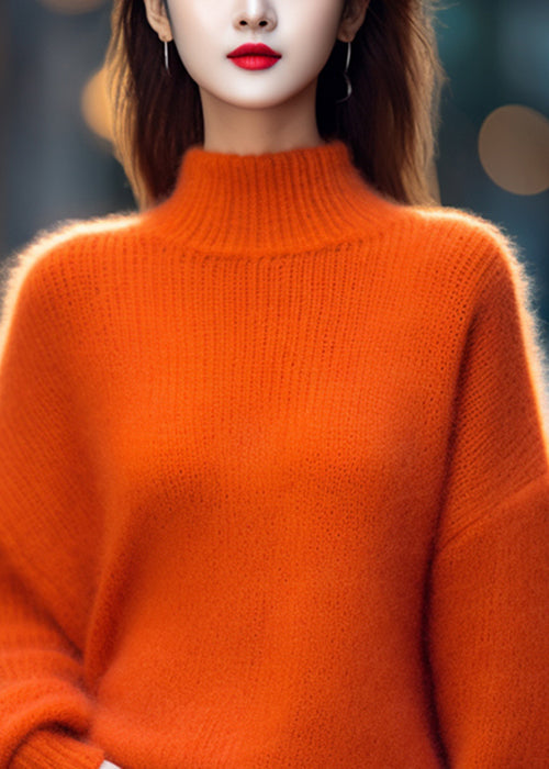 Effortlessly Elegant Top with a Timeless Design
