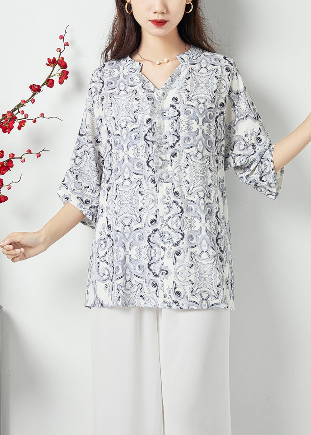 Well Tailored Shirt with a Graceful Silhouette