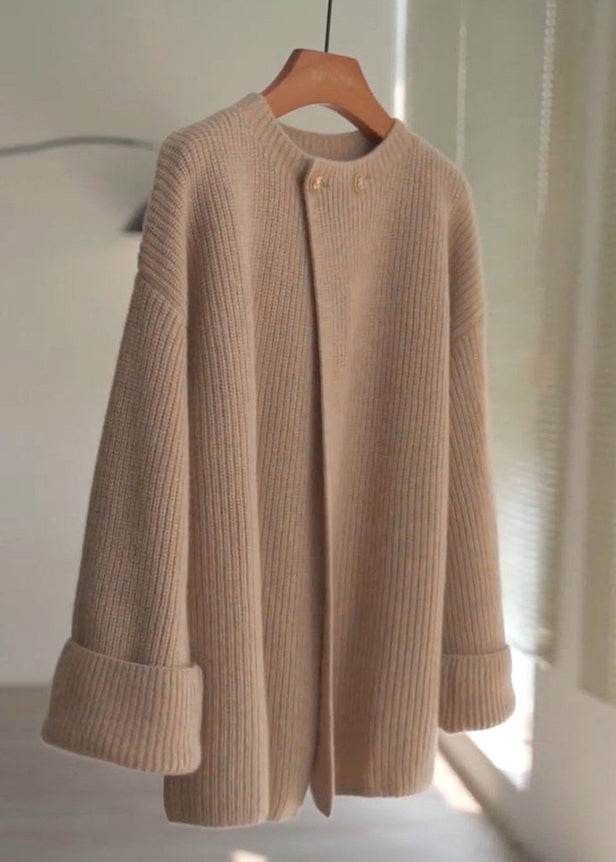 Polished Top with an Effortless Classic Look
