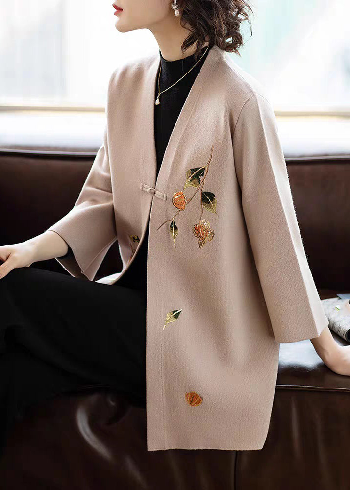 Classic Vintage Coat with a Flattering Fit