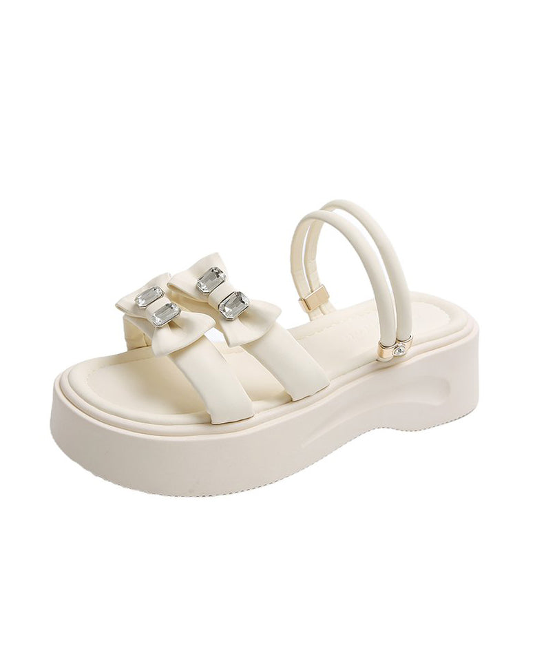Graceful Orthopedic Sandals for Modern Look