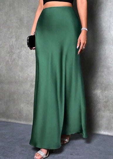 Effortlessly Elegant Garment with a Timeless Design