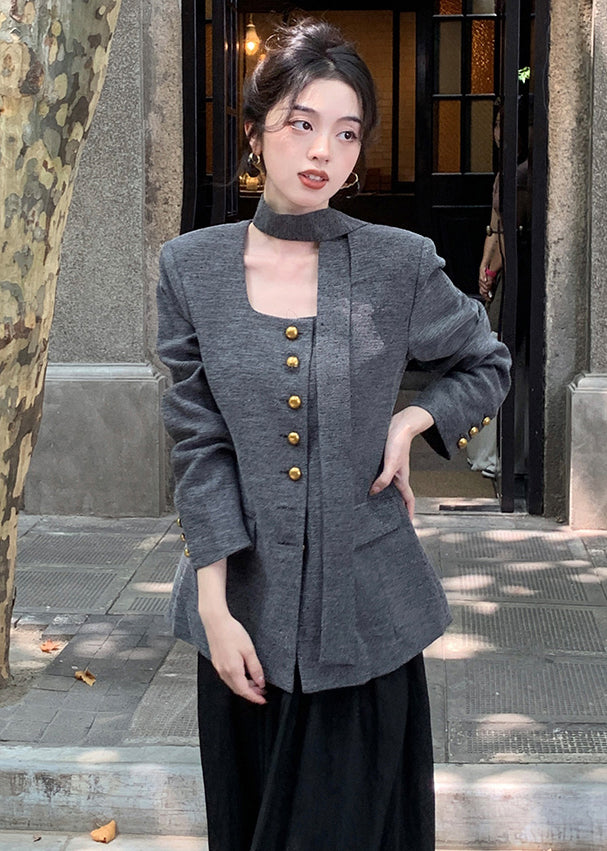 Elegantly Styled Coat for Everyday Wear