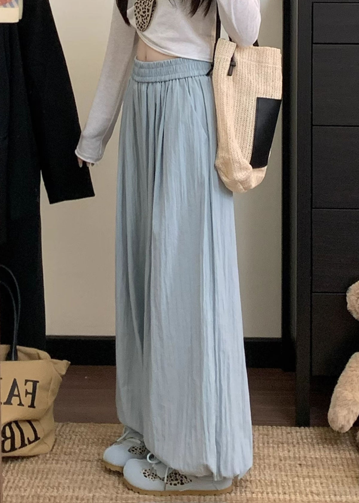 Sophisticated Pants with a Clean Classic Look