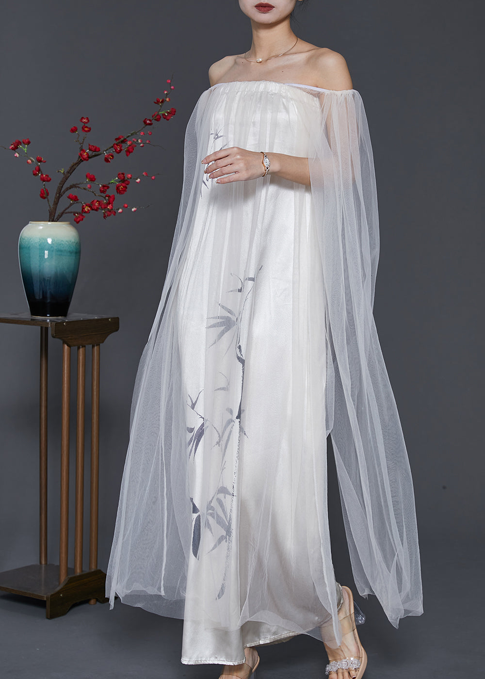 Gracefully Styled Dress for Any Occasion