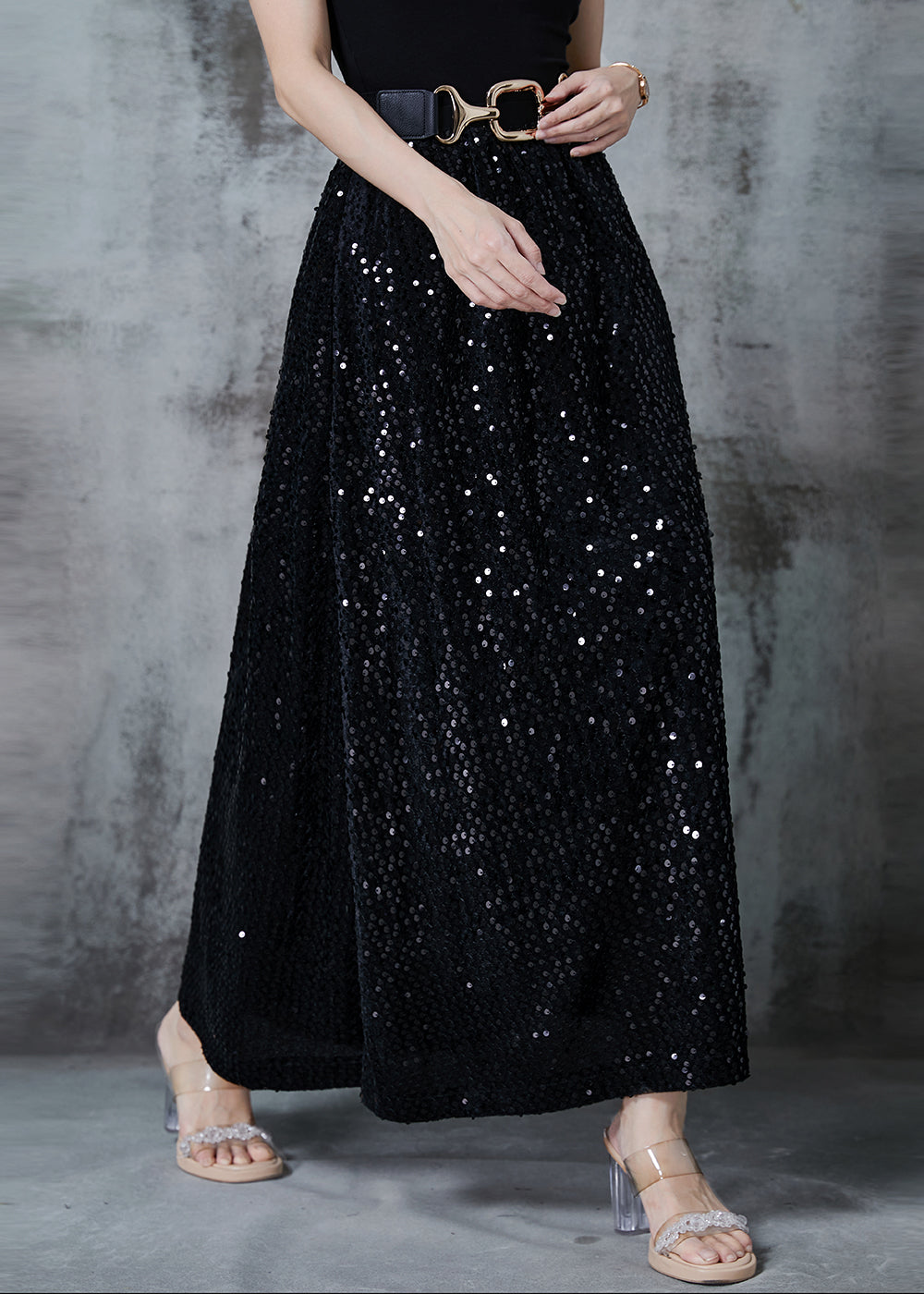 Gracefully Styled Garment for Any Occasion