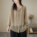 Well Tailored Blouse with a Graceful Silhouette
