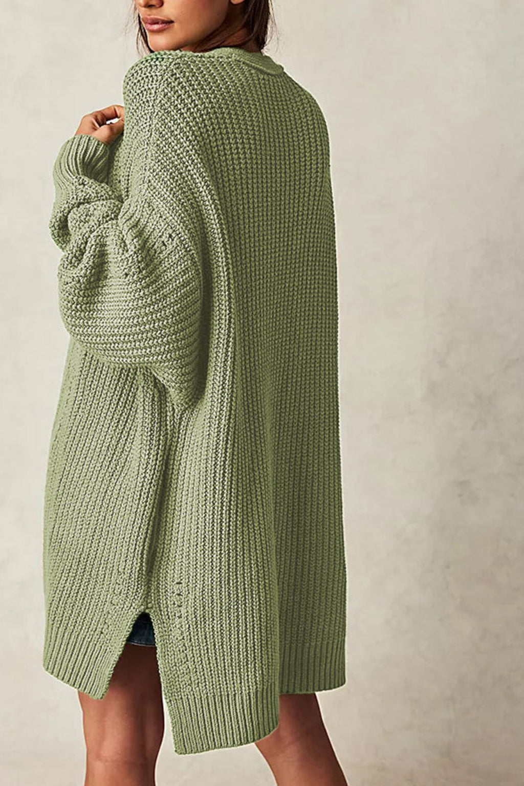 Effortlessly Elegant Cardigan with a Timeless Design