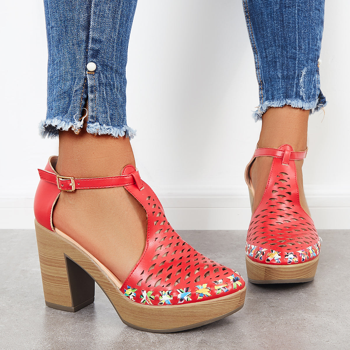 Classic Orthopedic Sandals with Timeless Style