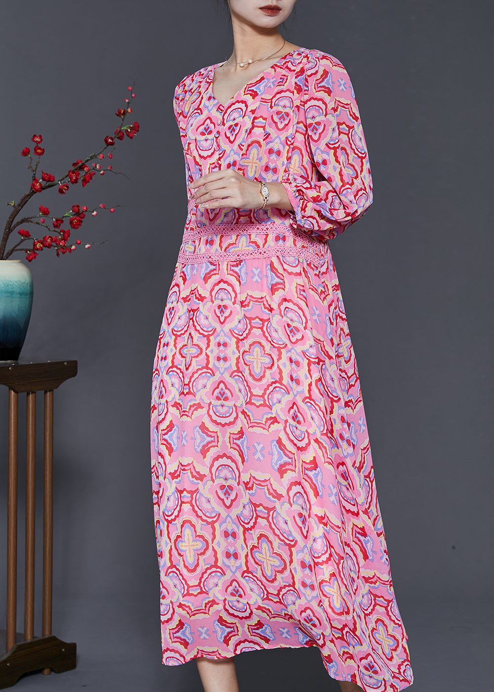 Beautifully Crafted Dress in a Classic Style
