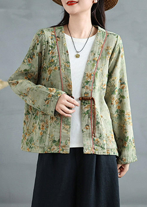 Beautifully Finished Coat in a Timeless Design