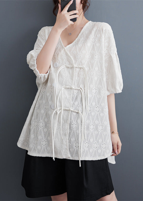 Effortlessly Elegant Shirt with a Timeless Design