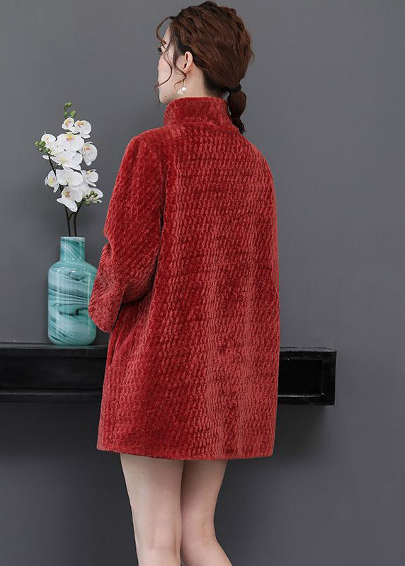 Well Tailored Jacket with a Graceful Silhouette