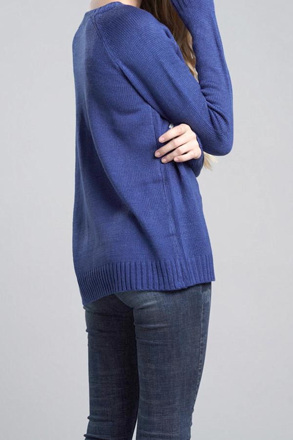 Beautifully Finished Sweater in a Timeless Design