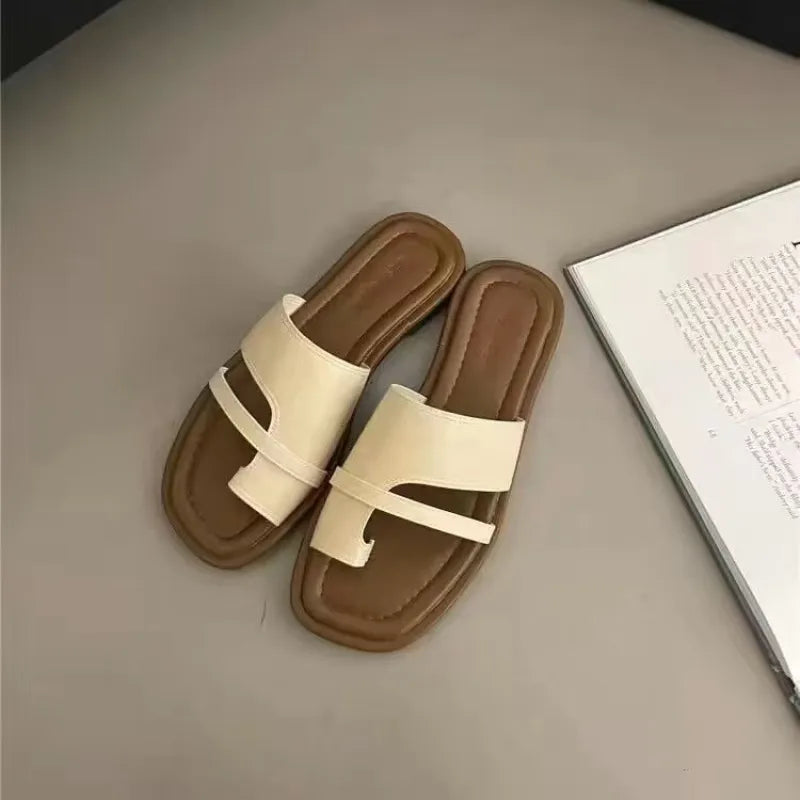 Graceful Orthopedic Sandals for Modern Look