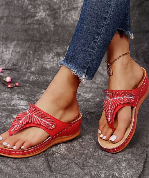 Graceful Orthopedic Sandals for Modern Look