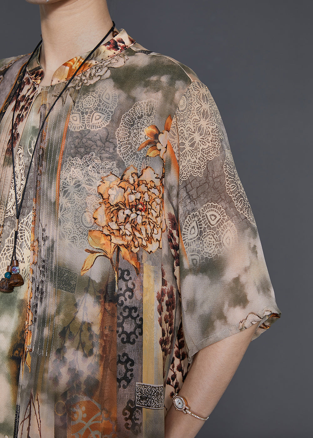 Classic Vintage & Enduringly Stylish Dress