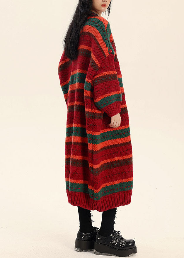 Well Tailored Coat with a Graceful Silhouette
