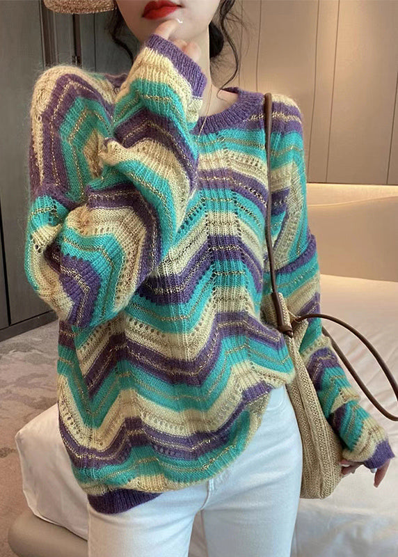 Effortlessly Elegant Sweater with a Timeless Design