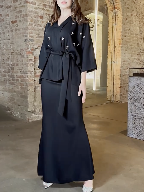 Beautifully Crafted Blouse in a Classic Style