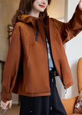 Well Tailored Coat with a Graceful Silhouette