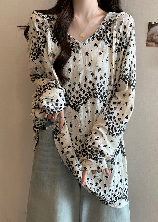 Well Tailored Top with a Graceful Silhouette