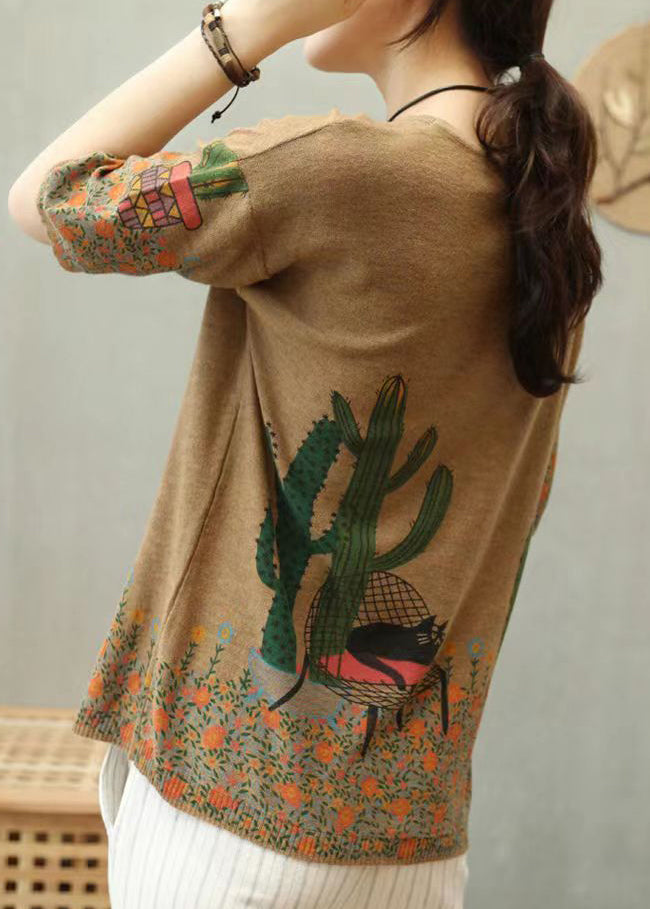 Polished Top with an Effortless Classic Look