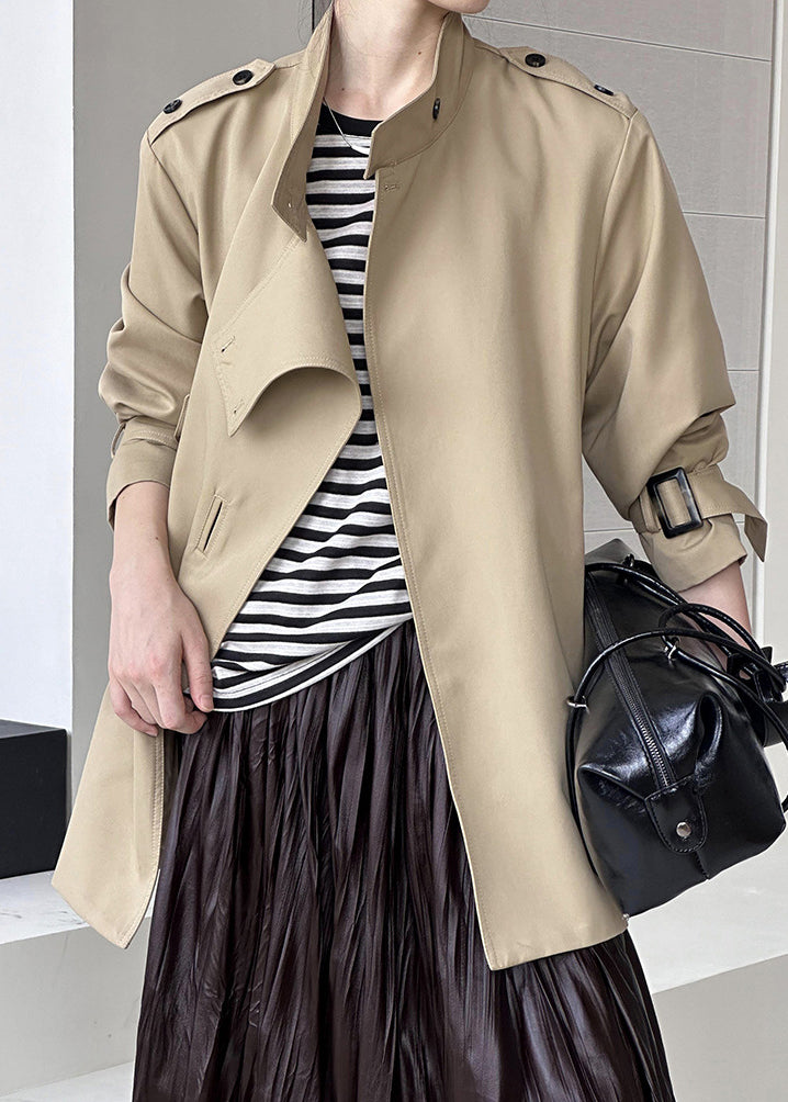 Gracefully Styled Coat for Any Occasion