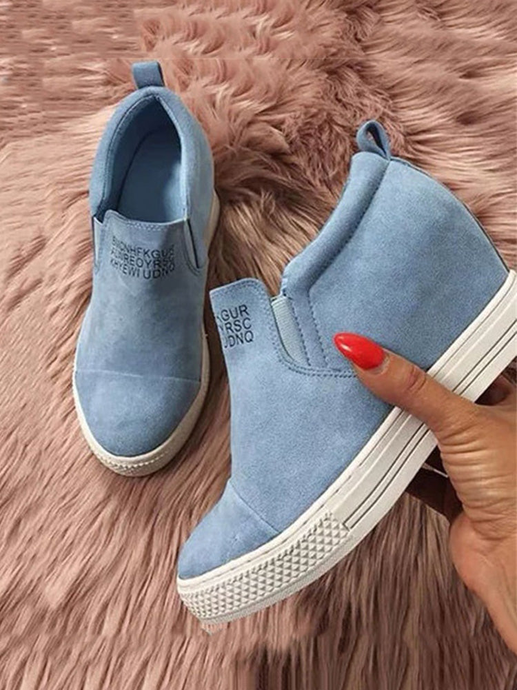 Beautifully Crafted Orthopedic Sneakers