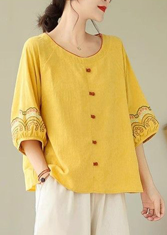 Elegantly Styled Shirt for Everyday Wear