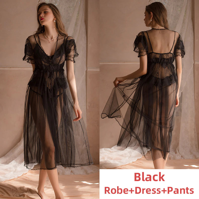Finely Styled Dress with a Classic Vintage Look