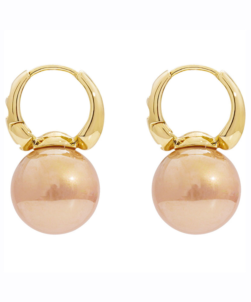 Classic Pearl Earring with Timeless Appeal