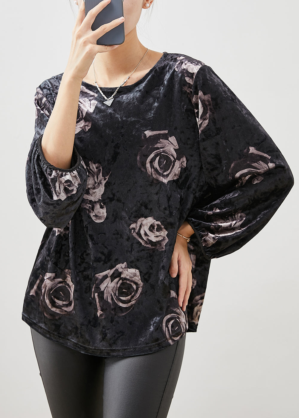 Classic Vintage Shirt with a Flattering Fit