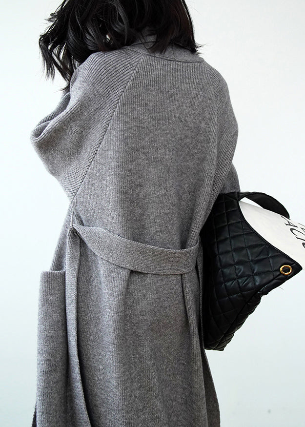Elegantly Styled Cardigan for Everyday Wear