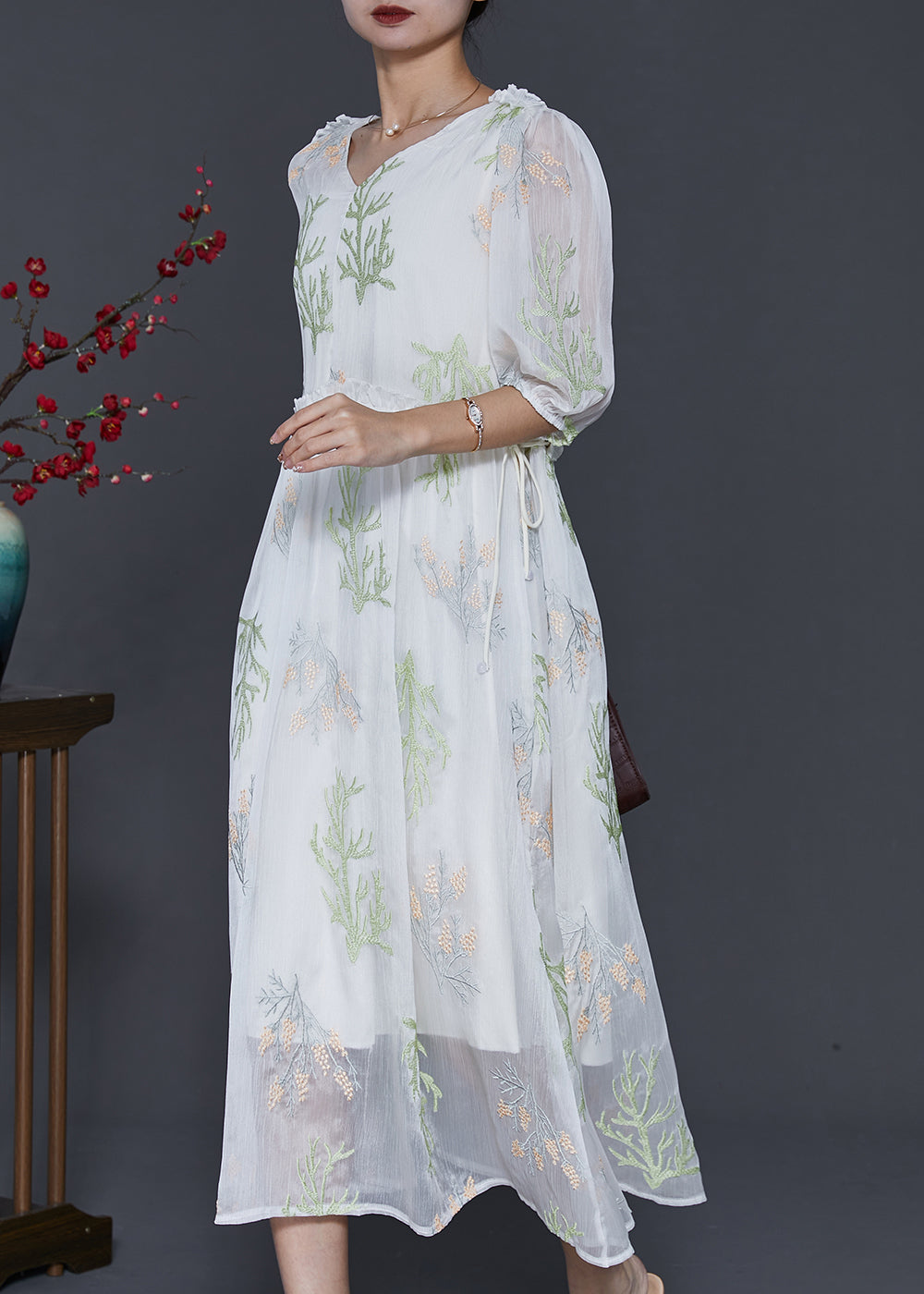Sophisticated Dress with a Clean Classic Look