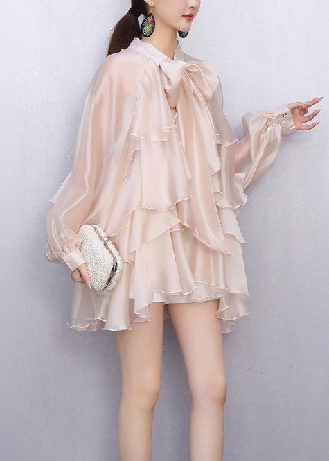 Classic Vintage Blouse with a Flattering Fit