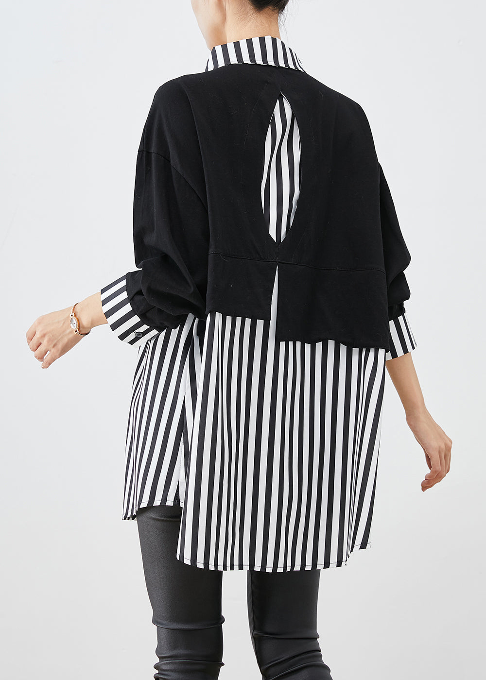 Effortlessly Elegant Shirt with a Timeless Design